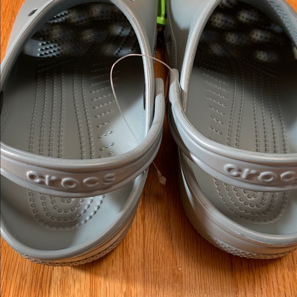 Crocs classic clogs! NWT (women’s size 8 / men’s size 6) - Picture 2 of 4